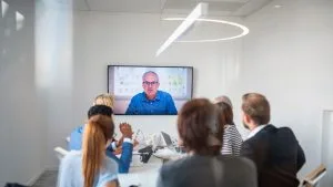 מצלמה לחדר ישיבות